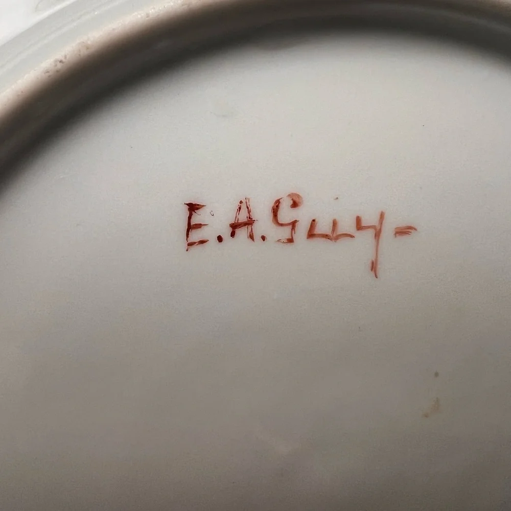 Vintage,‎ possibly antique, hand-painted porcelain bowl.